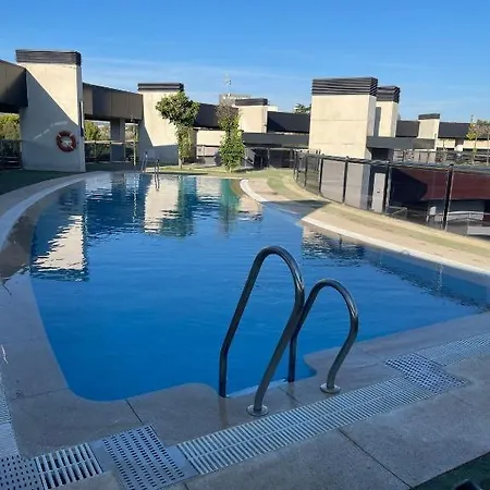 شقة Tecnocordoba Ii Aparcamiento Privado Gratuito Y Piscina *